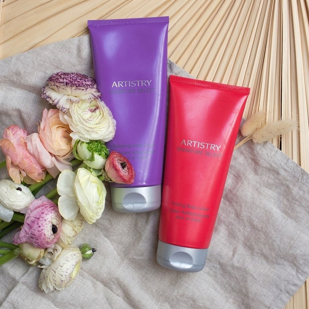 Una crema  exfoliante para el cuerpo,color morado